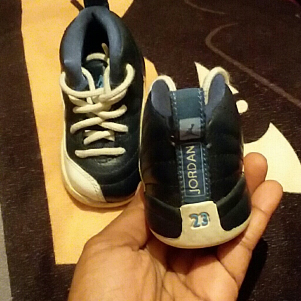 Jordan Size 4c for baby boy💕 - Picture 2 of 2